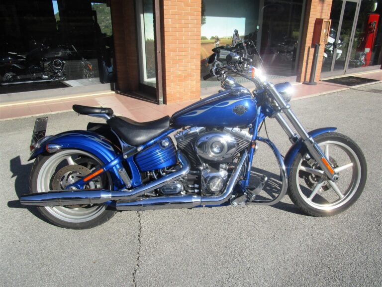Harley-Davidson FXCWC Softail Rocker C – 2009