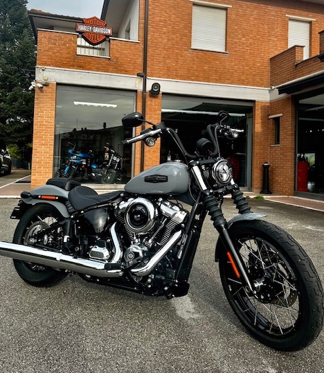 Harley-Davidson FXBB 117 Street Bob 2026